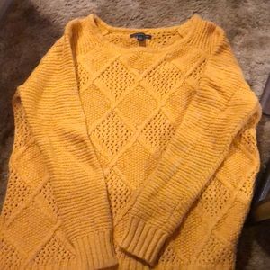 American Eagle Sweater